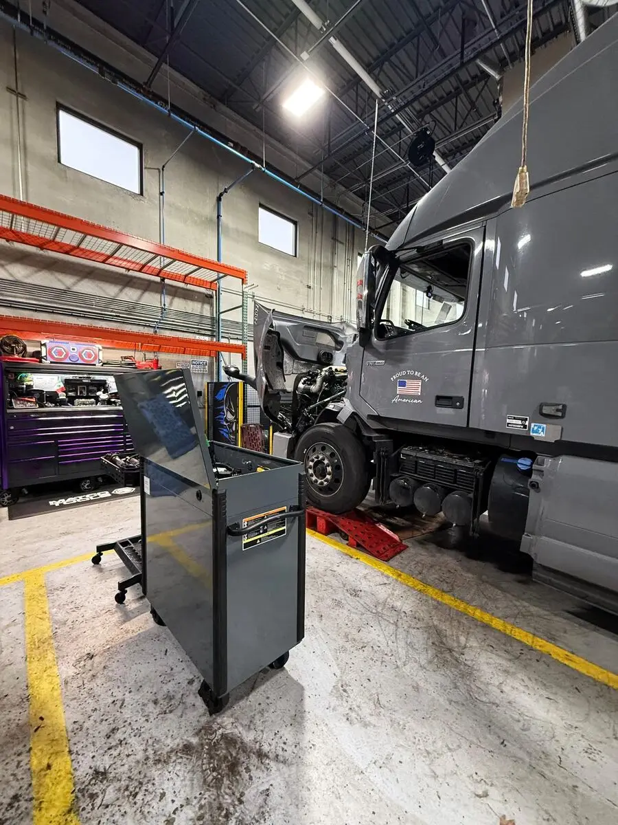 Alignment bay at Motion Truck Center